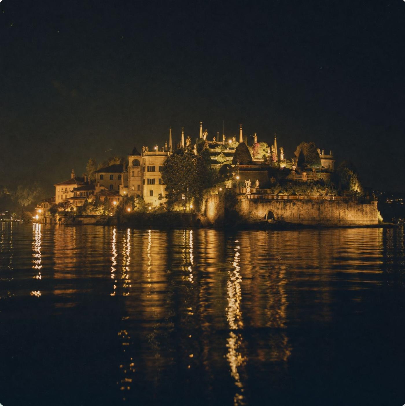 Isola Bella, by night